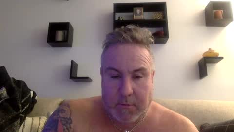 Snapshot of banana5289 chatting on February 2025 08:15:02 PM banana5289 online show from February 2025 08:15:02 PM