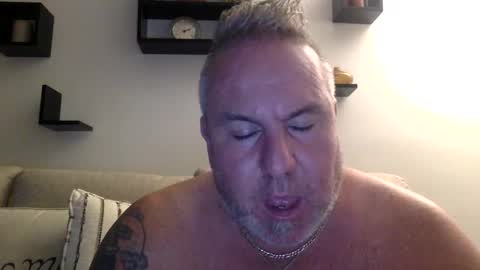 banana5289 online show from November 2025 08:20:02 PM