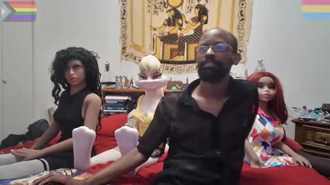 Bando Husbando online show from November 2025 04:12:01 AM