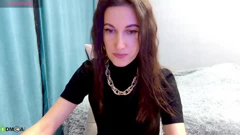 Emma online show from May 2026 07:10:02 PM
