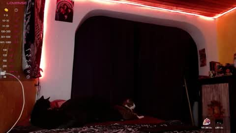 Snapshot of baphometh_07 chatting on December 2025 03:46:02 AM lilithgreen7 online show from December 2025 03:46:02 AM