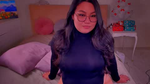 Barbie Kim online show from January 2025 08:45:01 PM