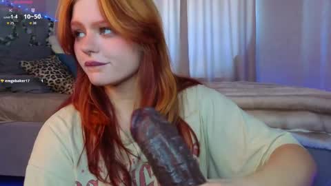 Snapshot of barbara_dunnn chatting on May 2026 09:49:01 AM barbara_dunnn online show from May 2026 09:49:01 AM