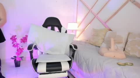 Barbara  online show from October 2025 02:21:01 AM