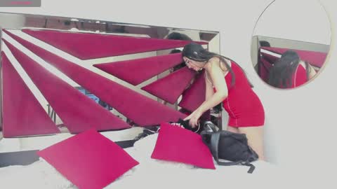Snapshot of barbaraknox_ chatting on May 2026 06:13:02 PM Barbara online show from May 2026 06:13:02 PM