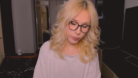 barbarasiren online show from December 2025 09:24:02 PM