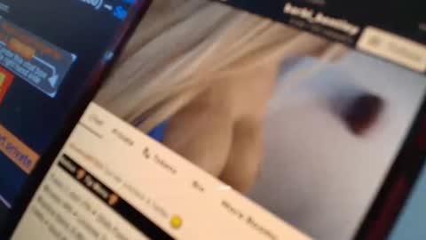 Snapshot of barbi_bentley chatting on January 2025 10:29:02 AM Barbi Bentley online show from January 2025 10:29:02 AM