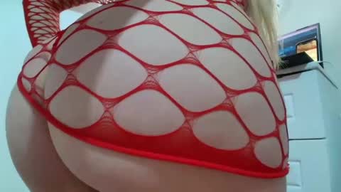 Snapshot of barbi_bentley chatting on February 2025 07:47:02 AM Barbi Bentley online show from February 2025 07:47:02 AM