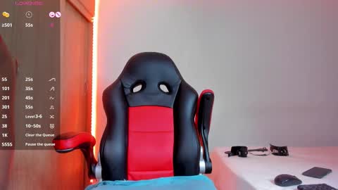 Nicolle  online show from March 2026 08:08:02 AM