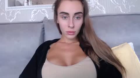 Snapshot of barbie_giirls_ chatting on September 2025 09:22:01 AM Kate online show from September 2025 09:22:01 AM