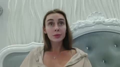 Kate online show from April 2026 06:46:01 PM