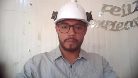 Independ Model online show from December 2025 04:45:02 PM