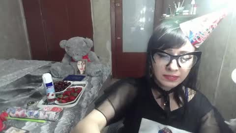 Snapshot of barbie_rococo chatting on May 2026 06:13:02 PM barbie_rococo online show from May 2026 06:13:02 PM