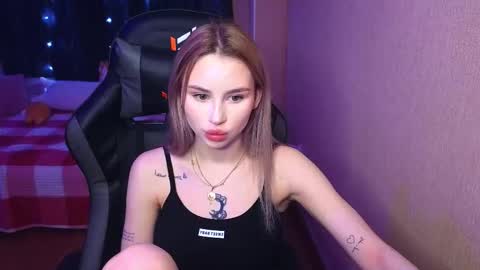 Snapshot of barbieee_doll chatting on February 2025 08:11:02 PM Eva online show from February 2025 08:11:02 PM