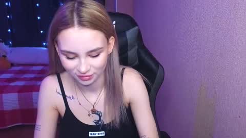 Snapshot of barbieee_doll chatting on February 2025 12:05:02 PM Eva online show from February 2025 12:05:02 PM