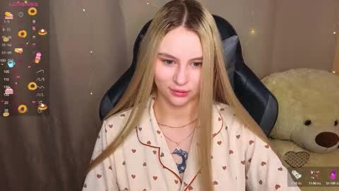 Snapshot of barbieee_doll chatting on September 2025 05:06:02 AM Eva online show from September 2025 05:06:02 AM