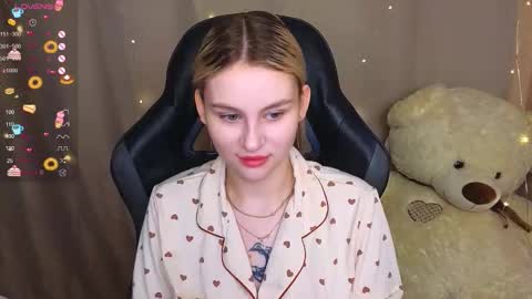 Snapshot of barbieee_doll chatting on September 2025 04:47:01 AM Eva online show from September 2025 04:47:01 AM