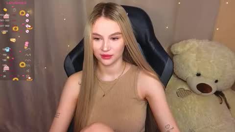 Snapshot of barbieee_doll chatting on September 2025 06:06:02 AM Eva online show from September 2025 06:06:02 AM