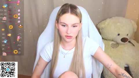 Snapshot of barbieee_doll chatting on October 2025 10:31:01 PM Eva online show from October 2025 10:31:01 PM