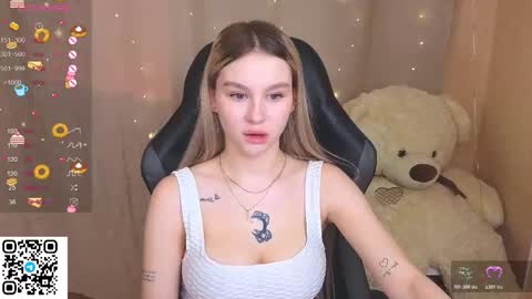 Snapshot of barbieee_doll chatting on November 2025 11:20:01 AM Eva online show from November 2025 11:20:01 AM