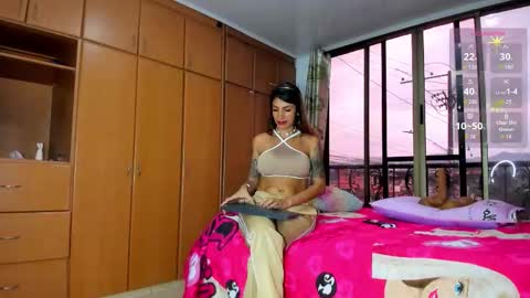 Barbiefoxx online show from September 2025 08:20:02 PM