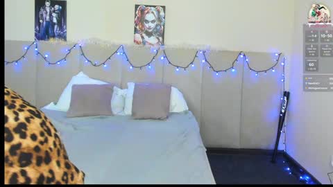 Snapshot of barbiemuscle1 chatting on December 2024 01:12:01 AM Barbie online show from December 2024 01:12:01 AM