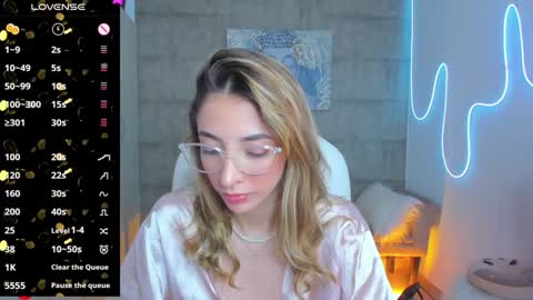 Barbie Scot online show from January 2025 09:20:02 PM