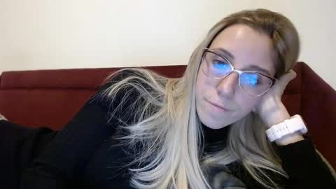 Lena online show from January 2026 06:11:02 PM