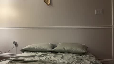 chicka online show from February 2026 05:04:01 AM