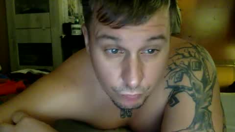 Snapshot of barli89x chatting on November 2025 01:37:01 AM barli89x online show from November 2025 01:37:01 AM