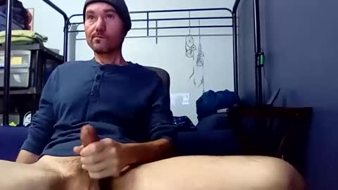 Snapshot of barney_duff chatting on May 2026 05:10:01 PM barney_duff online show from May 2026 05:10:01 PM