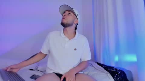 Bruce  online show from October 2025 10:53:02 PM