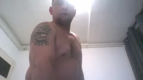 bartosz6922 online show from October 2025 09:35:02 PM