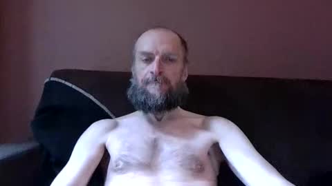 Snapshot of basiccamguy chatting on May 2026 01:18:02 PM basiccamguy online show from May 2026 01:18:02 PM