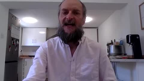 Snapshot of basiccamguy chatting on May 2026 11:29:02 AM basiccamguy online show from May 2026 11:29:02 AM