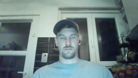 basteleus1 online show from February 2025 01:38:01 AM