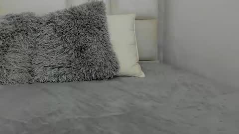 Bastian Independent Model online show from September 2025 11:20:02 AM