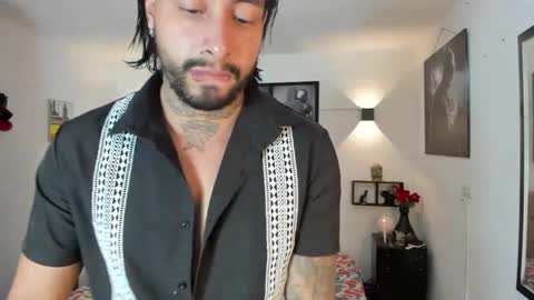 bastian_jones1 online show from October 2025 10:47:02 PM