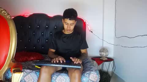 Snapshot of bastian_jonnes chatting on October 2025 04:23:02 AM Bastian online show from October 2025 04:23:02 AM
