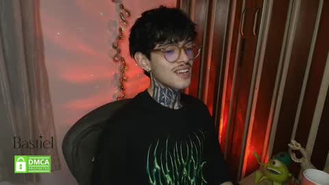 Bastiel online show from November 2025 02:45:02 AM