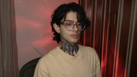 Snapshot of bastiel_ chatting on May 2026 02:05:02 AM Bastiel online show from May 2026 02:05:02 AM