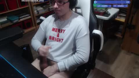 Snapshot of baterricky chatting on March 2026 03:25:01 PM Ricky online show from March 2026 03:25:01 PM
