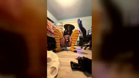 bathingcat online show from April 2026 12:33:02 AM