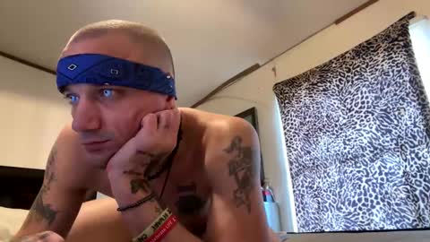 Snapshot of battlewolfxx chatting on January 2025 03:08:02 PM battlewolfxx online show from January 2025 03:08:02 PM