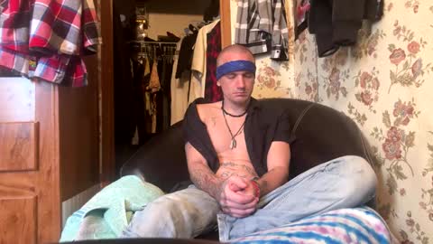 Snapshot of battlewolfxx chatting on January 2025 07:28:01 PM battlewolfxx online show from January 2025 07:28:01 PM