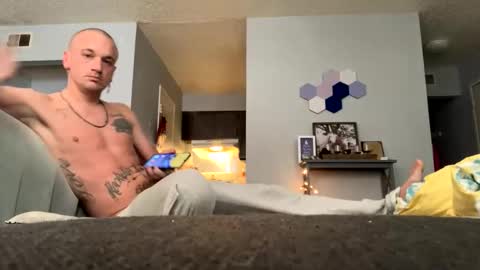 Snapshot of battlewolfxx chatting on November 2025 03:22:01 PM battlewolfxx online show from November 2025 03:22:01 PM