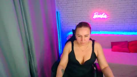 Snapshot of battyblum chatting on February 2026 02:37:02 PM Batty online show from February 2026 02:37:02 PM