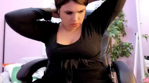 battymoll online show from April 2026 09:39:33 PM