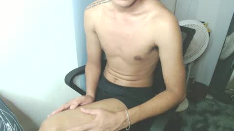 Snapshot of baxter_bab chatting on February 2025 07:41:01 PM Lf Babe online show from February 2025 07:41:01 PM