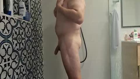 Snapshot of bazooka76 chatting on September 2025 10:12:02 PM bazooka76 online show from September 2025 10:12:02 PM